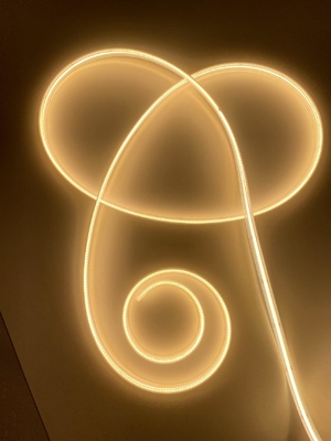IP65 protuberancia flexible Dotless del silicio de la luz de tira de la MAZORCA LED